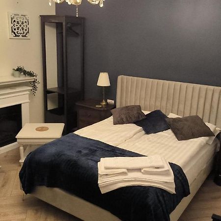 Luxury Airport Retreat Apartment คลูจ-นาโปกา ภายนอก รูปภาพ